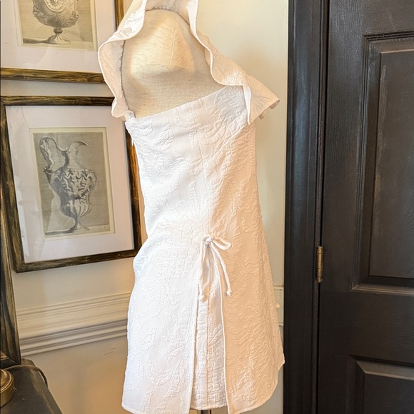 Lilly Pulitzer Ivory Ruffled Strap Mini romper - Picture 4 of 10